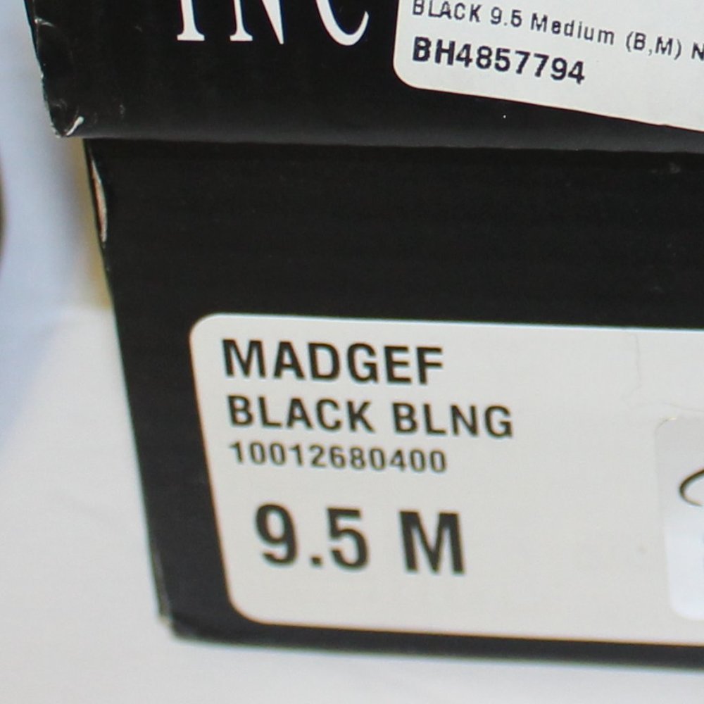 NIB " INC INTERNATIONAL CONCEPT" BLACK MADGE BLING BLACK T-STRAP SANDLE SZ 9.5 M - Picture 6 of 6